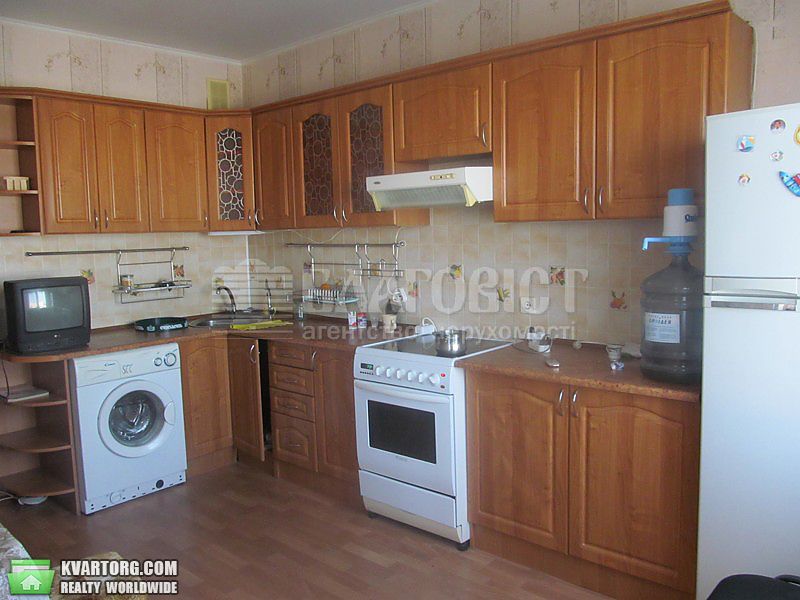 Rent out 2-room apartment. Киев,  Северная — photo 3