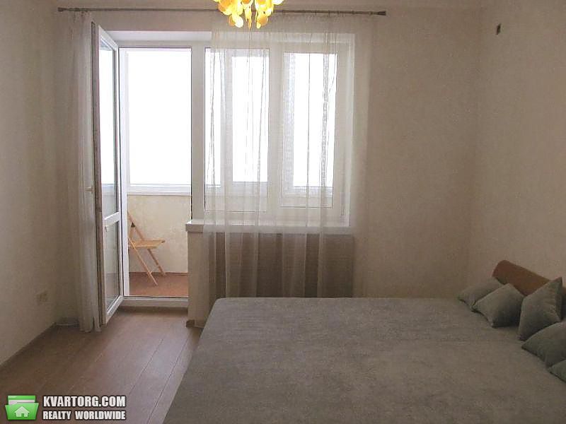 Rent out 4-room apartment. Киев,  Предславинская — photo 3