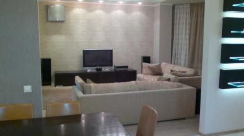 Rent out 3-room apartment. Одесса, пр Шевченко — photo 1