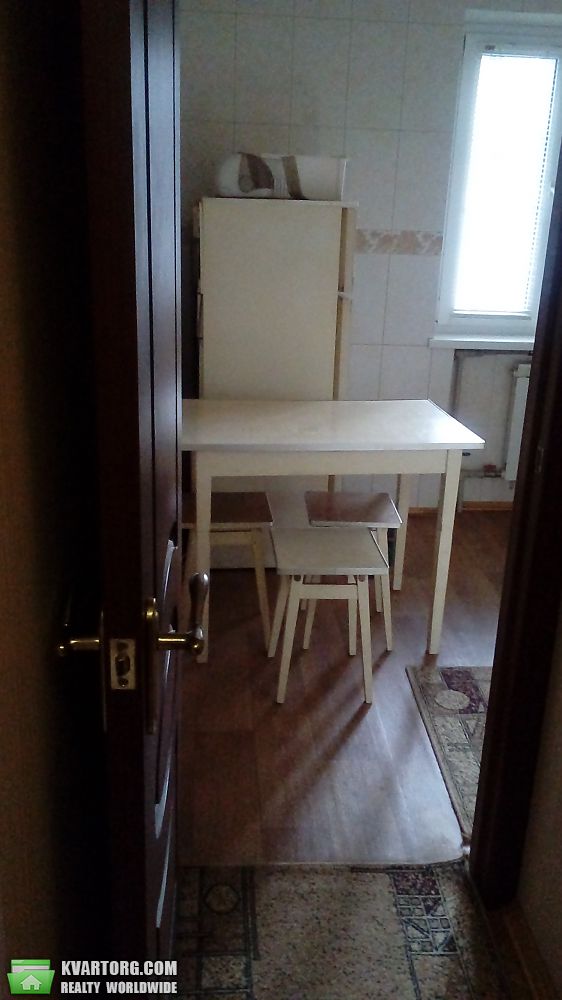 Rent out 2-room apartment. Киев, Телиги — photo 3
