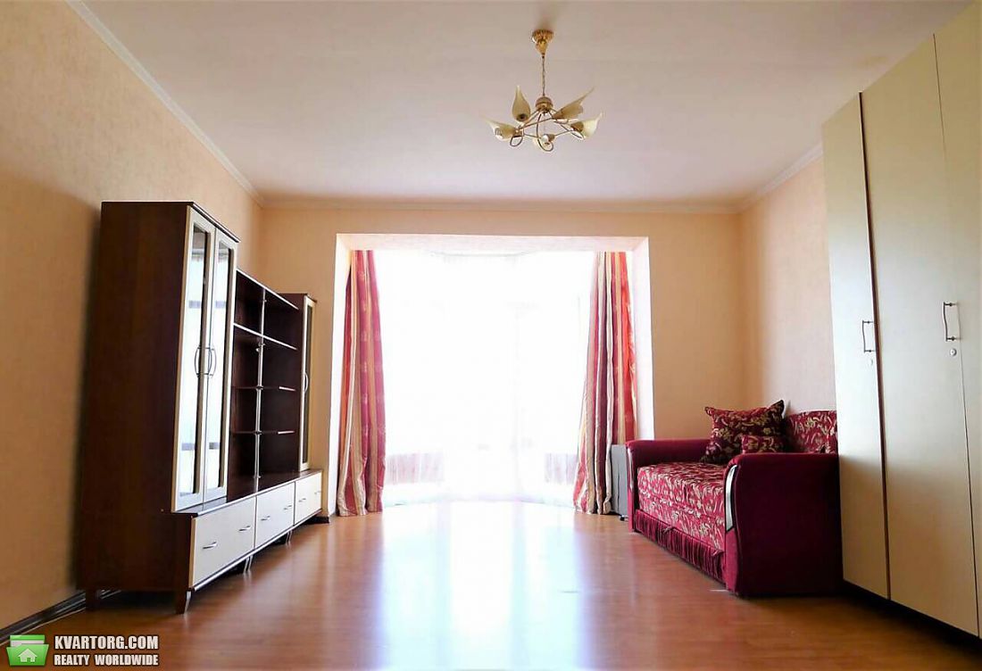 Rent out 1-room apartment. Киев,  Ломоносова — photo 4