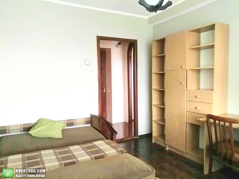 Rent out 3-room apartment. Киев,  Братиславская — photo 5