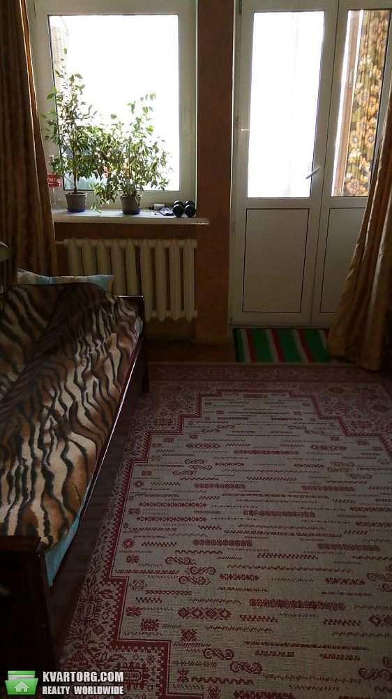 Sell 2-room apartment. Киев,  Лихачева — photo 3