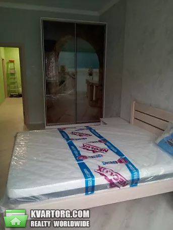 Rent out 2-room apartment. Киев, Кирилловская — photo 2