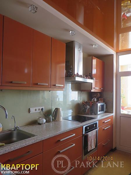 Sell 3-room apartment. Киев,  Бажана — photo 1