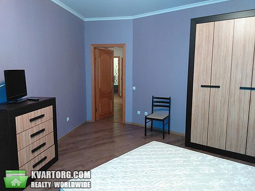 Rent out 2-room apartment. Киев,  Чавдар — photo 2