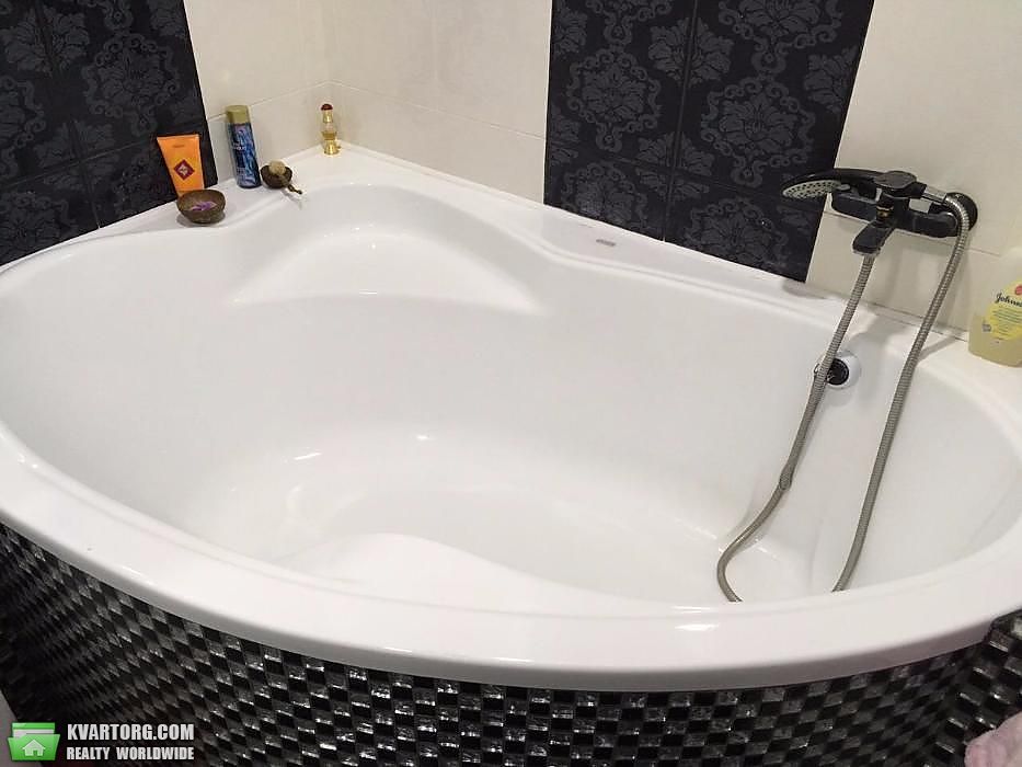 Sell 2-room apartment. Киев,  Комбинатная — photo 3