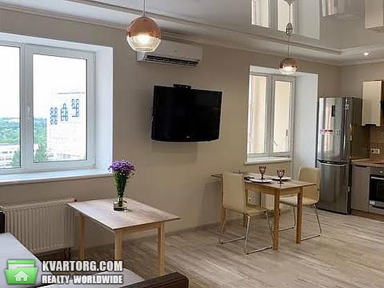 Rent out 1-room apartment. Киев,  Гарматная — photo 4