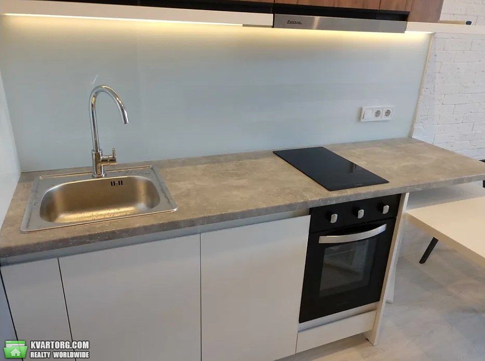 Rent out 1-room apartment. Киев,  Васильковская — photo 3
