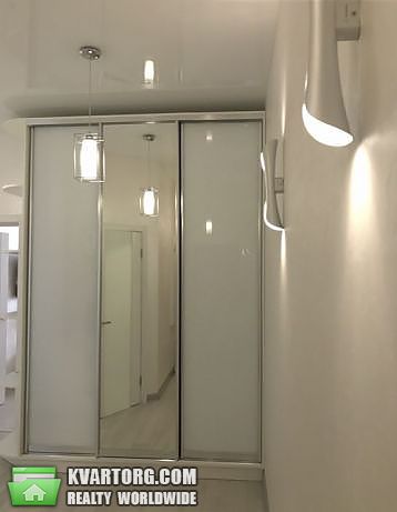 Rent out 2-room apartment. Киев,  Драгомирова — photo 4