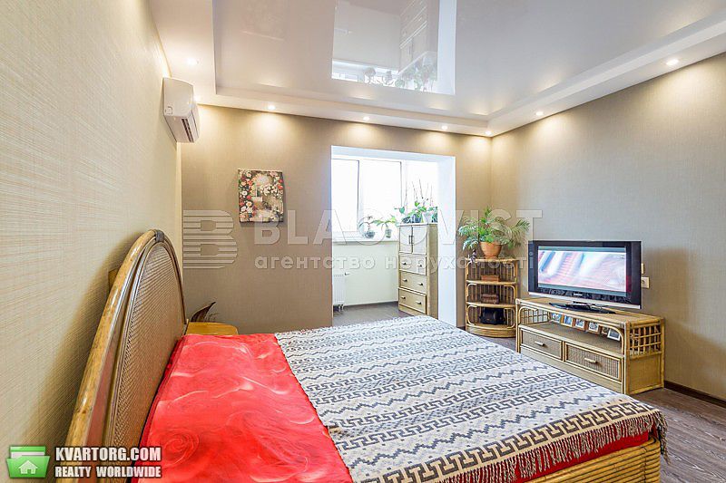 Sell 3-room apartment. Киев,  Здолбуновская — photo 5