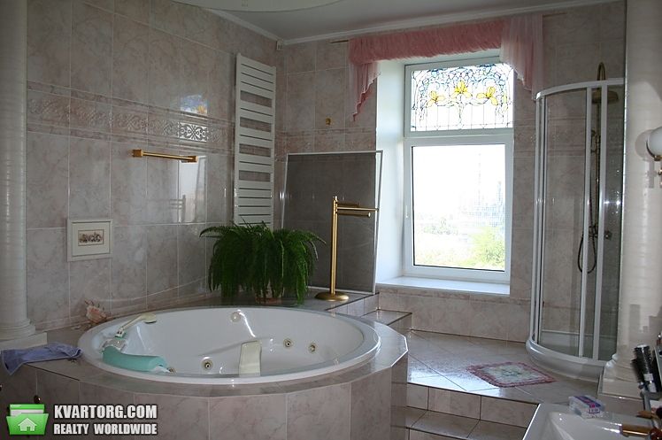 Sell 4-room apartment. Киев,  Богомольца — photo 6
