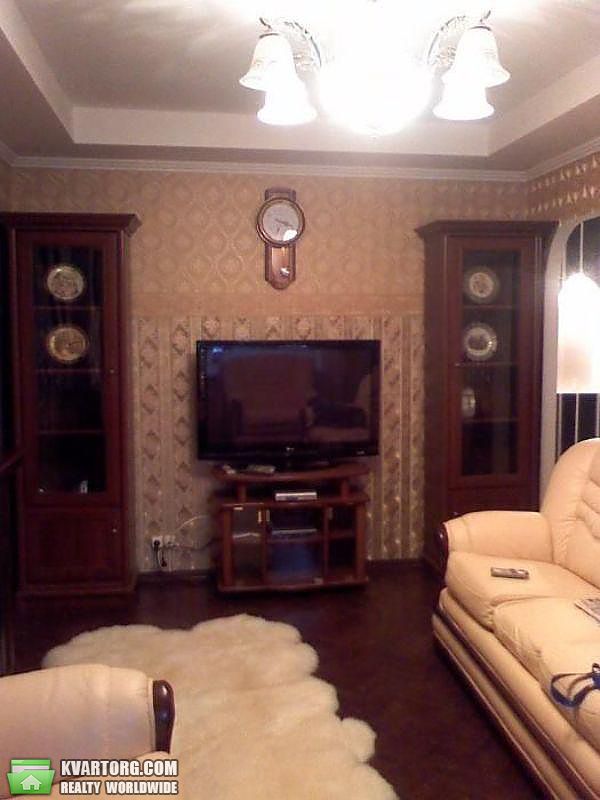 Rent out 3-room apartment. Киев,  Чигорина — photo 2