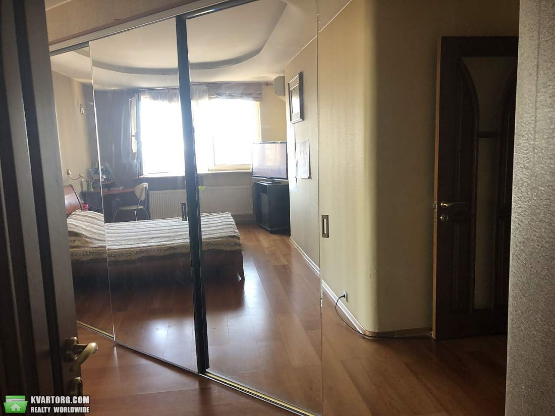 Sell 5-room apartment. Киев,  Пушиной — photo 1