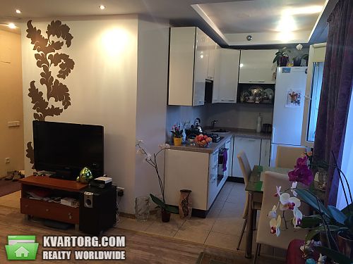 Sell 2-room apartment. Киев, Гончара — photo 2
