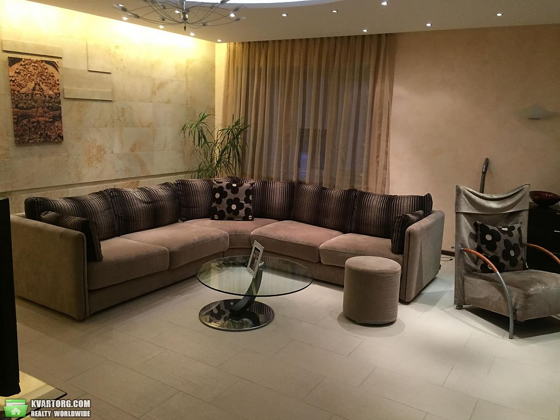 Rent out 3-room apartment. Киев,  Туманяна — photo 2