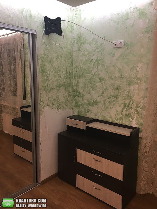 Rent out 2-room apartment. Днепропетровск,  Кирова — photo 4