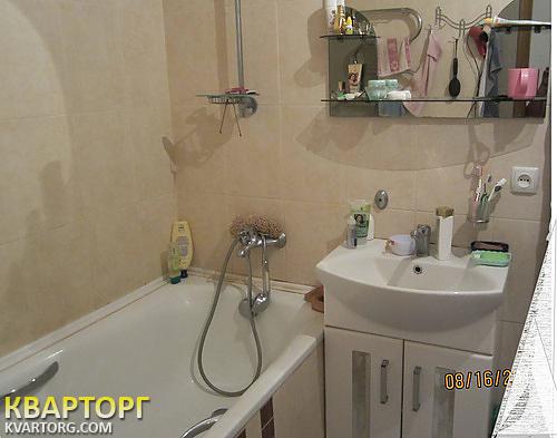 Sell 3-room apartment. Киев,  Жмеринская — photo 4