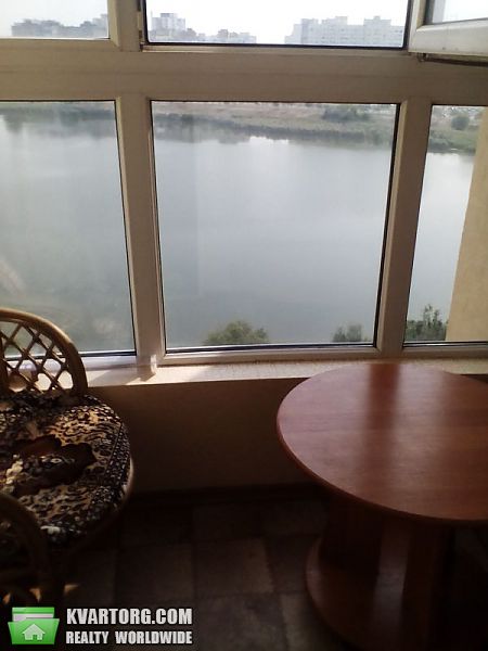 Rent out 2-room apartment. Киев, Бажана — photo 3