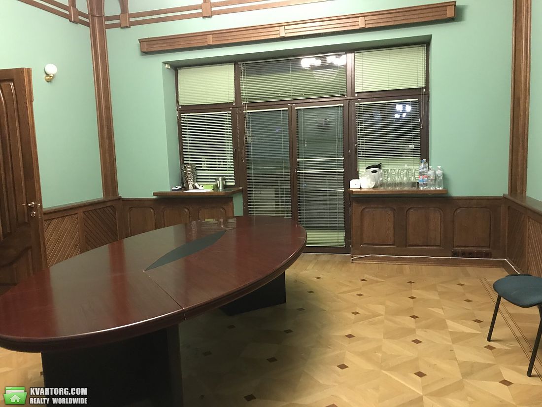 Rent out office. Киев, Паторжинского — photo 1