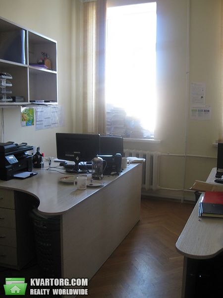 Rent out office. Киев, Костельная — photo 2