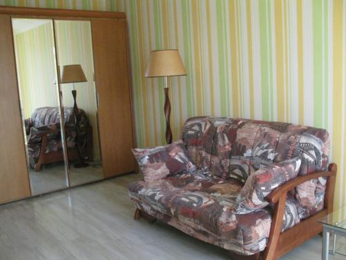 Rent out 1-room apartment. Харьков, Роберта Эйдемана — photo 1