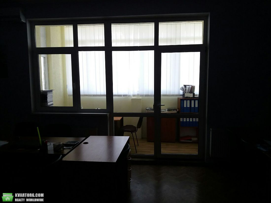 Rent out office. Киев, Ул. Коновальца — photo 4