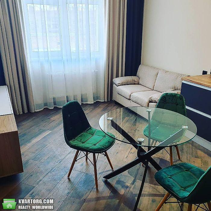 Rent out 1-room apartment. Киев,  Саперное поле — photo 4