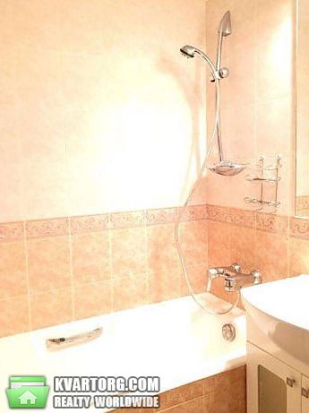 Rent out 3-room apartment. Киев,  Крушельницкой — photo 9