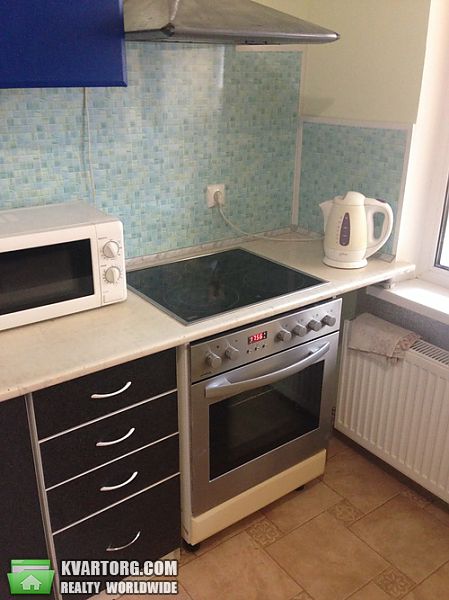Rent out 1-room apartment. Киев, Хорольская — photo 1