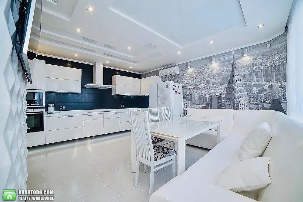 Rent out 3-room apartment. Киев,  Гетьмана — photo 4