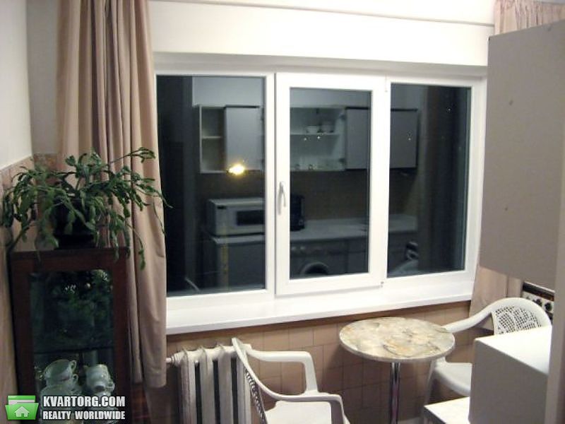 Sell 3-room apartment. Киев,  Юности — photo 1