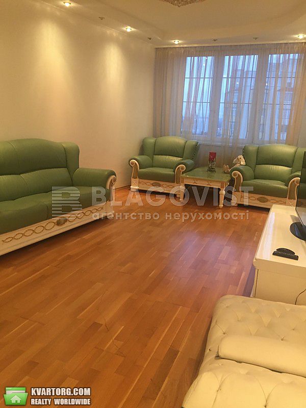 Rent out 3-room apartment. Киев,  Луначарского — photo 3