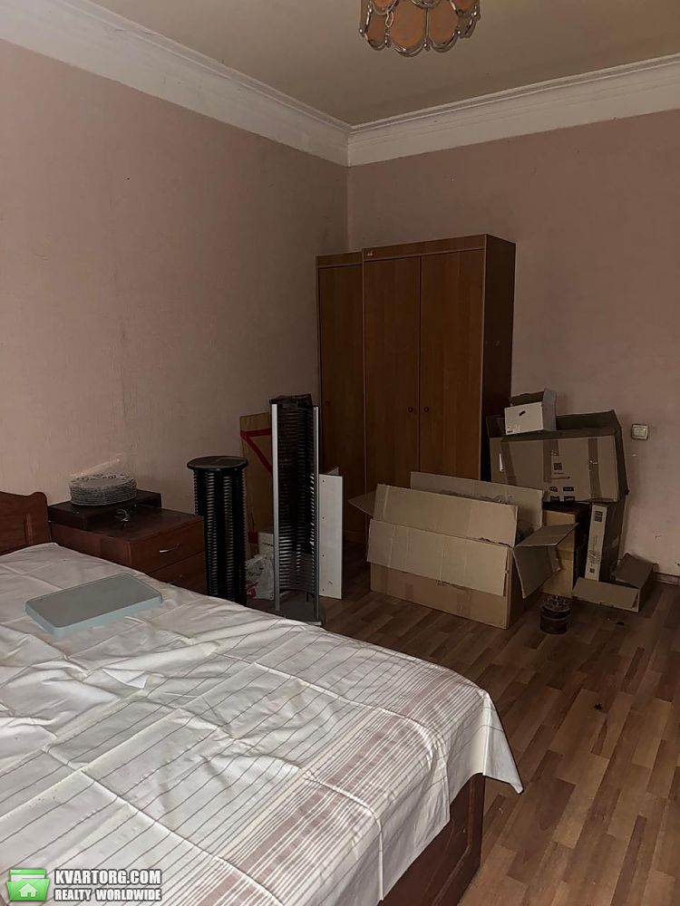 Sell 2-room apartment. Днепропетровск, Богдана Хмельницкого пр. — photo 2