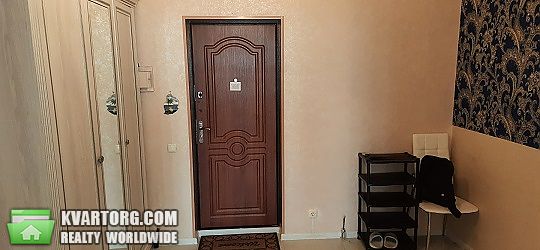 Rent out 1-room apartment. Киев, Харьковское шоссе — photo 3