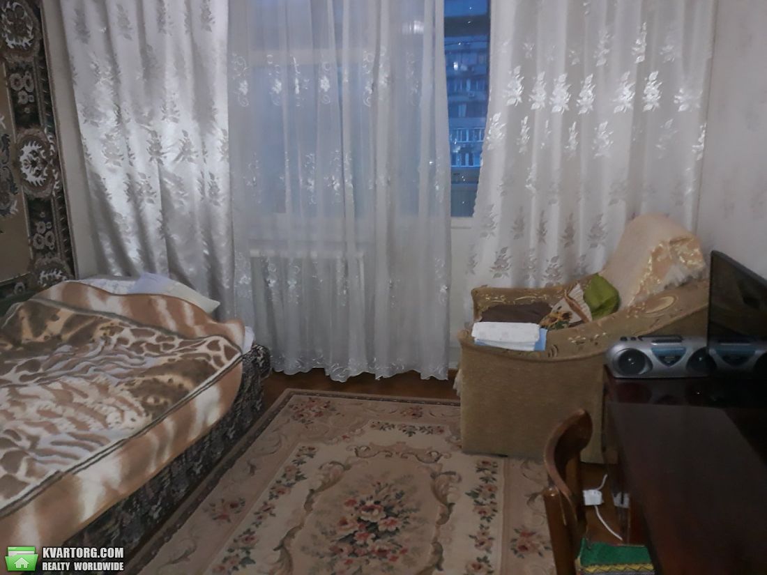 Rent out 3-room apartment. Киев,  Радужная — photo 7