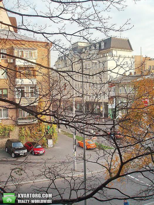 Rent out 1-room apartment. Киев,  Тарасовская — photo 9