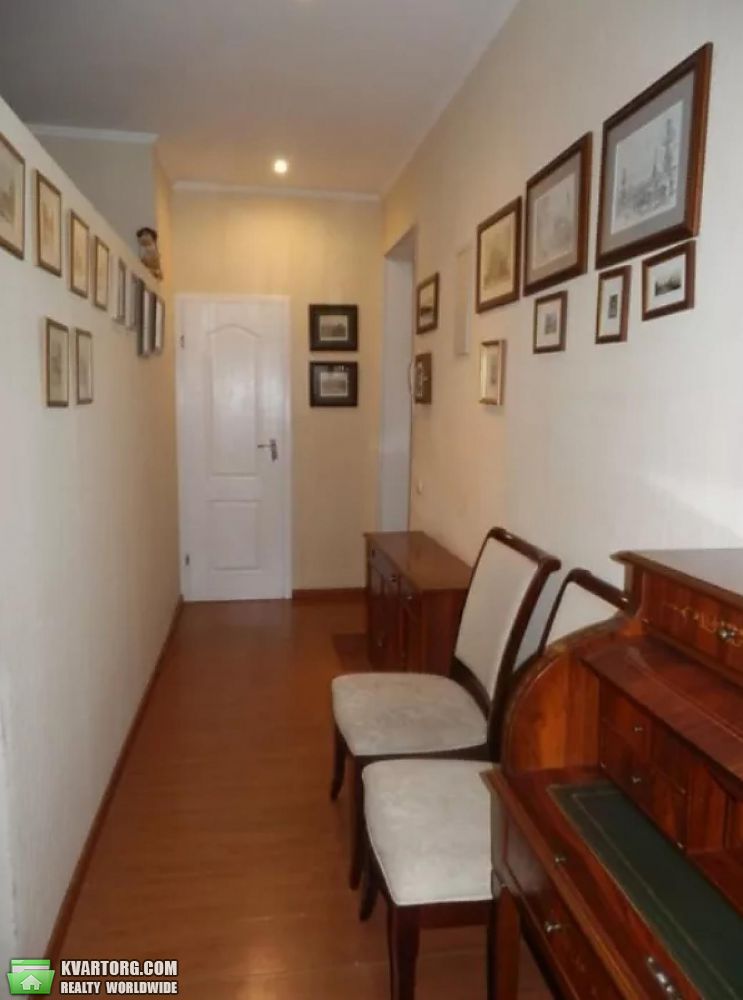 Rent out 2-room apartment. Киев,  Тарасовская — photo 6
