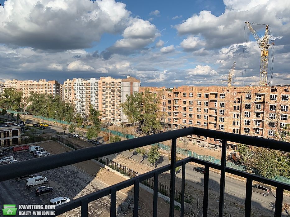 Sell 2-room apartment. Киев,  Метрологическая — photo 1