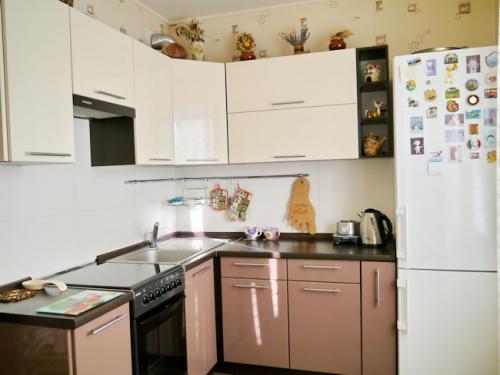 Sell 1-room apartment. Киев,  Тростянецкая — photo 1