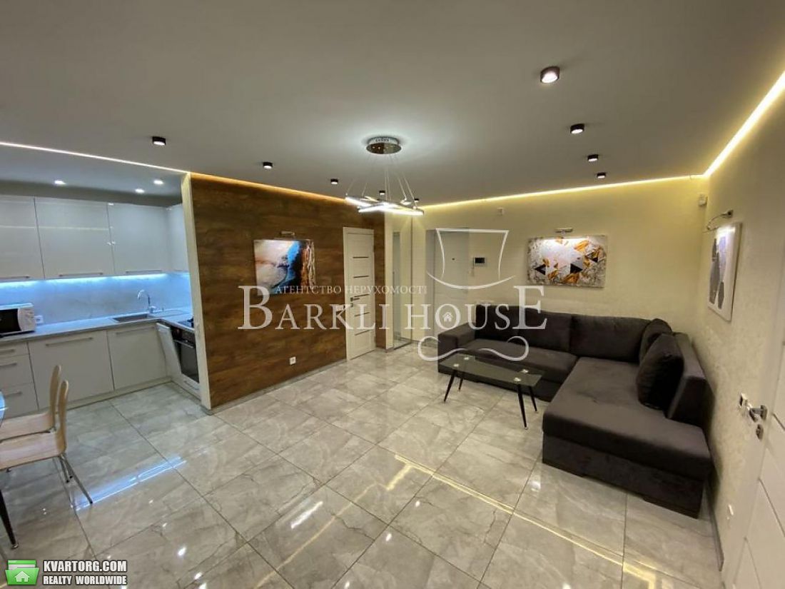 Rent out 2-room apartment. Киев,  Леси Украинки бул — photo 1