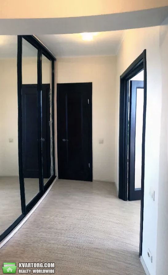 Rent out 1-room apartment. Киев, Левитана — photo 4