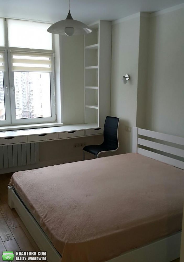 Rent out 3-room apartment. Киев, Сикорского — photo 4