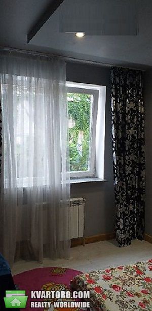 Sell 2-room apartment. Киев, Майкопская — photo 2