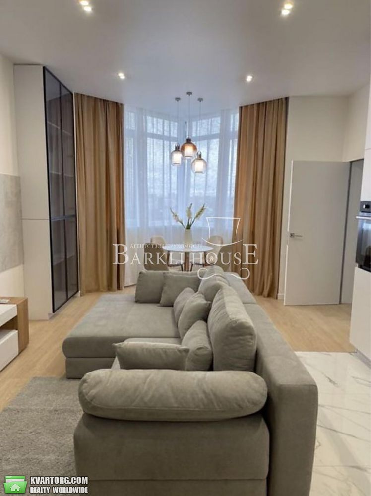 Rent out 2-room apartment. Киев,  Драгомирова — photo 3