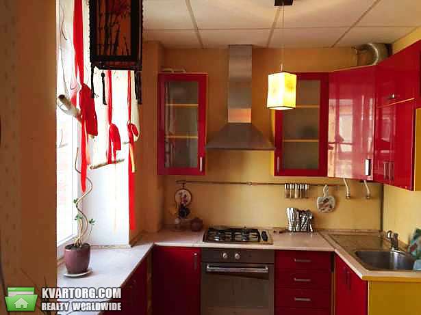 Sell 3-room apartment. Киев,  Ушинского — photo 1