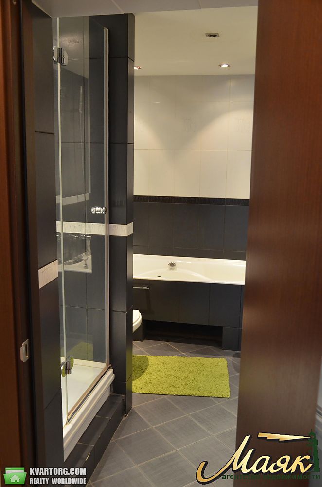 Sell 3-room apartment. Киев,  Михаила Драгоманова — photo 9