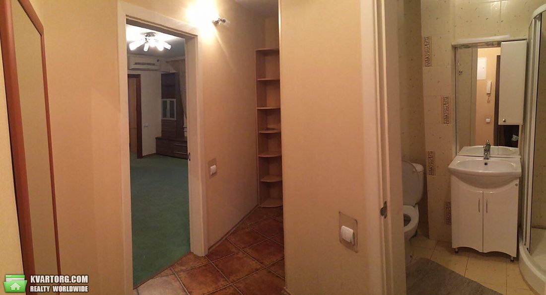 Rent out 2-room apartment. Киев,  Кловский спуск — photo 7