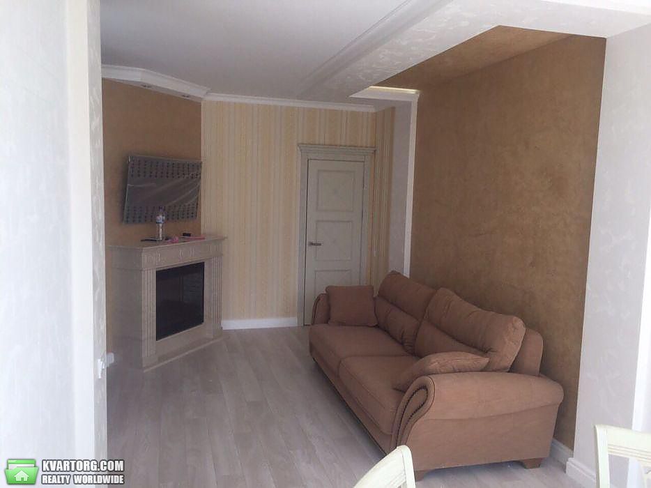 Rent out 2-room apartment. Киев,  Златоустовская — photo 2