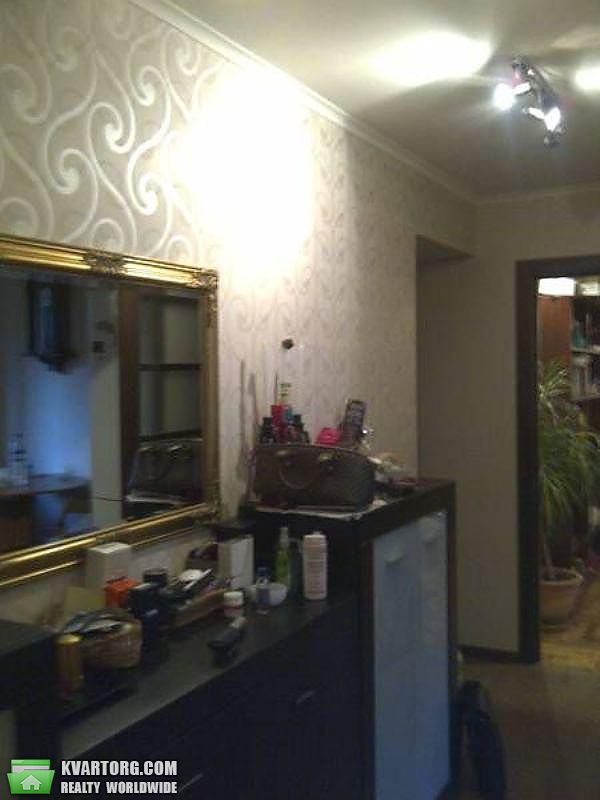 Rent out 3-room apartment. Киев,  Дмитриевская — photo 4